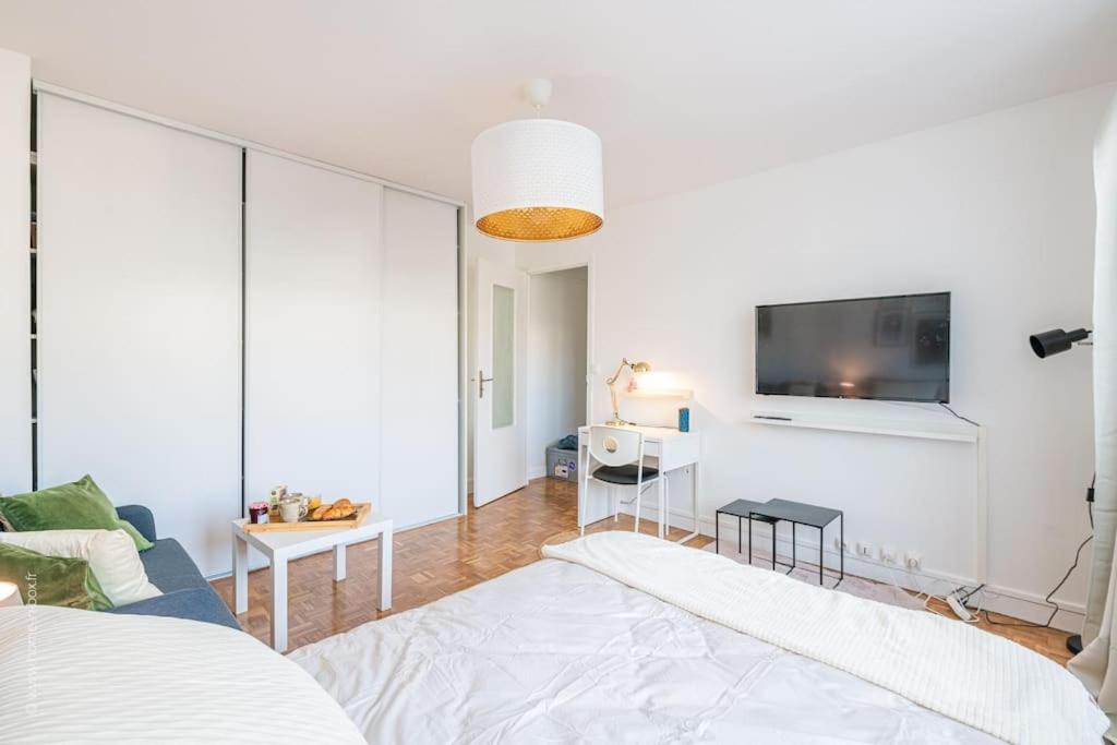 Suresnes : Appart Cosy Au Pied De Paris La Defense Apartment Bagian luar foto
